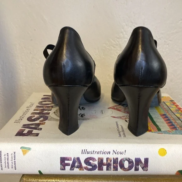 Thierry Rabotin Pumps, 39.5 - Picture 5 of 7